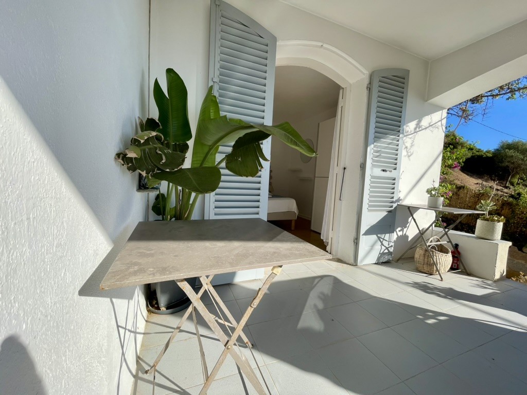 Extérieur de Villa Montalbo à Cargèse