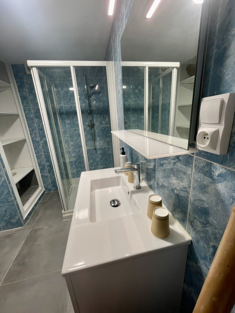 Salle de bain de Villa Montalbo à Cargèse